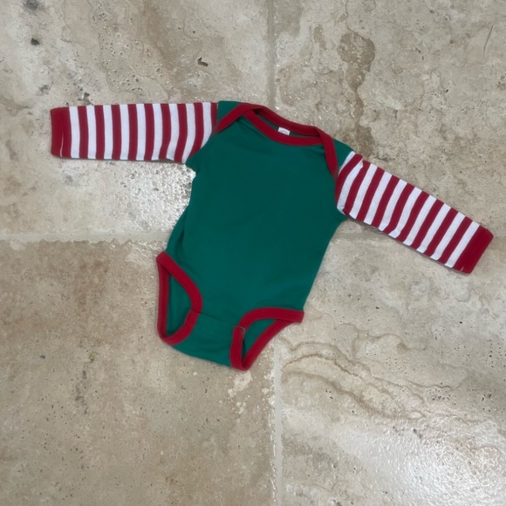 NWOT Rabbit Skins Red & Green Christmas Baby Outfit